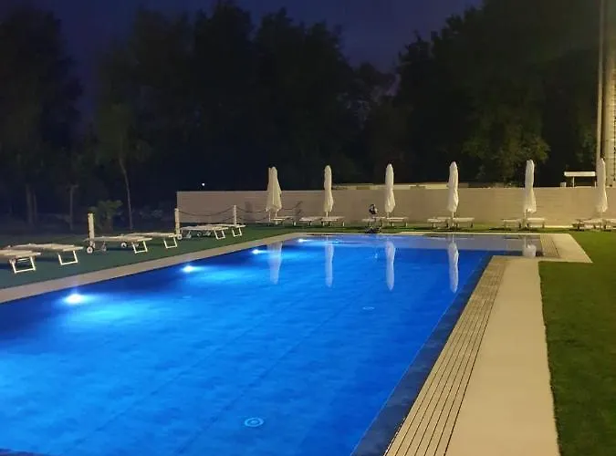 Marina Degli Estensi Floating - House Boat