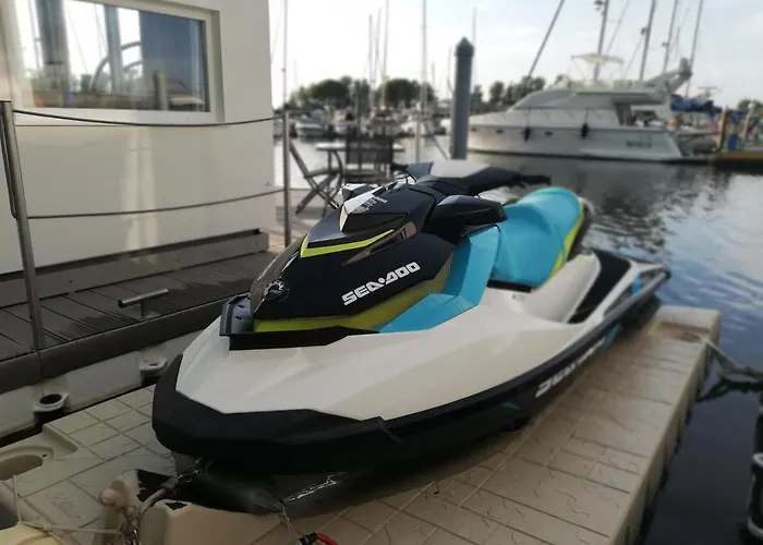 Bådhotel Marina Degli Estensi Floating Llido Degli Estensi