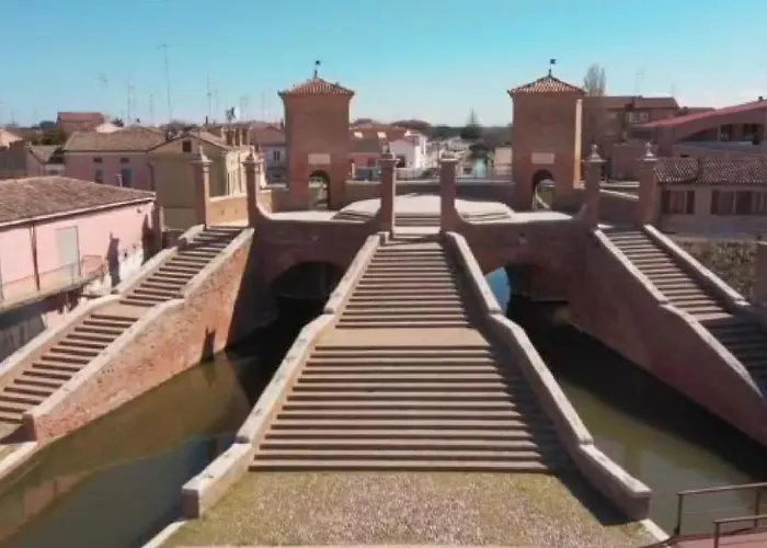 Marina Degli Estensi Floating - House Boat Bateau-hôtel Llido Degli Estensi