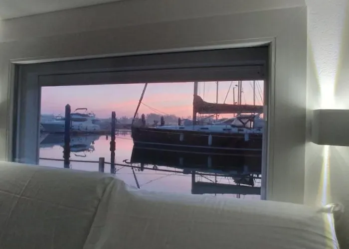 Bateau-hôtel Marina Degli Estensi Floating - House Boat