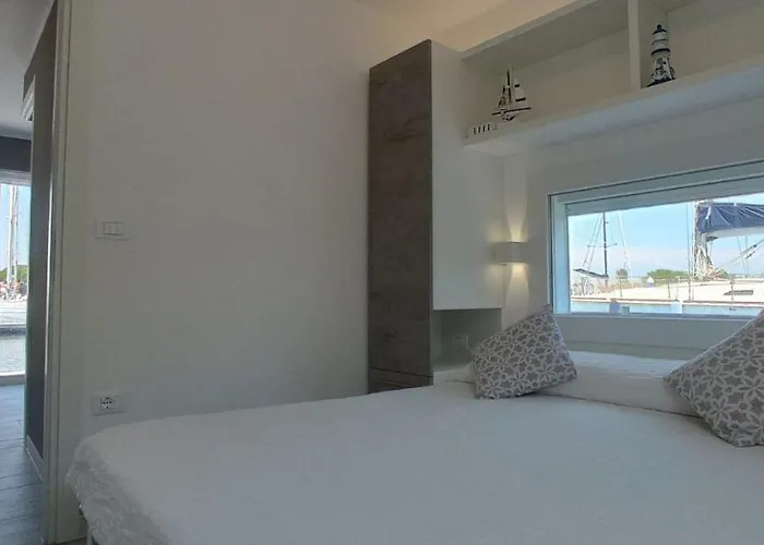 Bateau-hôtel Marina Degli Estensi Floating - House Boat