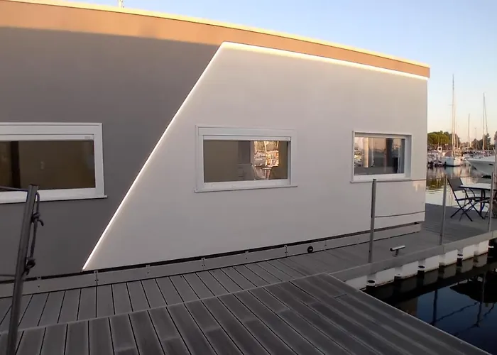 Bateau-hôtel Marina Degli Estensi Floating - House Boat Llido Degli Estensi