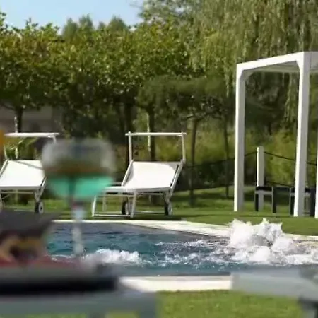 Marina Degli Estensi Floating Úszó hotel Lido degli Estensi