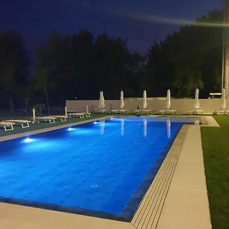 Marina Degli Estensi Floating - House Boat