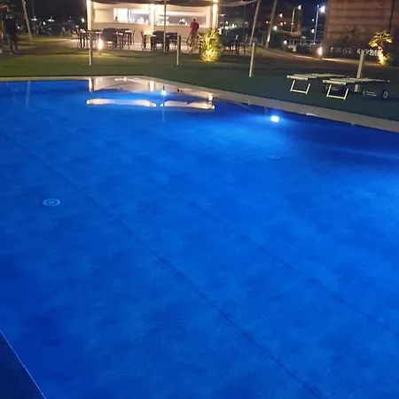 Marina Degli Estensi Floating Bateau-hôtel Llido Degli Estensi