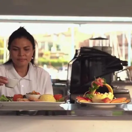 Marina Degli Estensi Floating Úszó hotel Lido degli Estensi