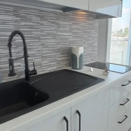 Marina Degli Estensi Floating