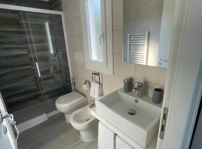 Marina Degli Estensi Floating 리도 델리 에스텐시