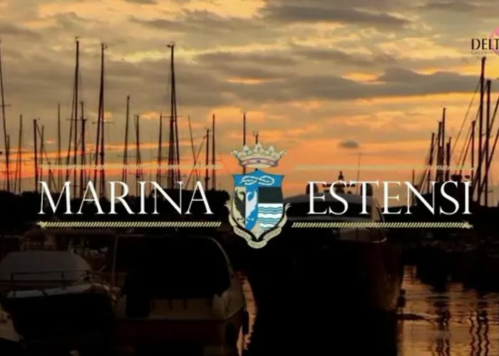 Marina Degli Estensi Floating - House Boat Llido Degli Estensi