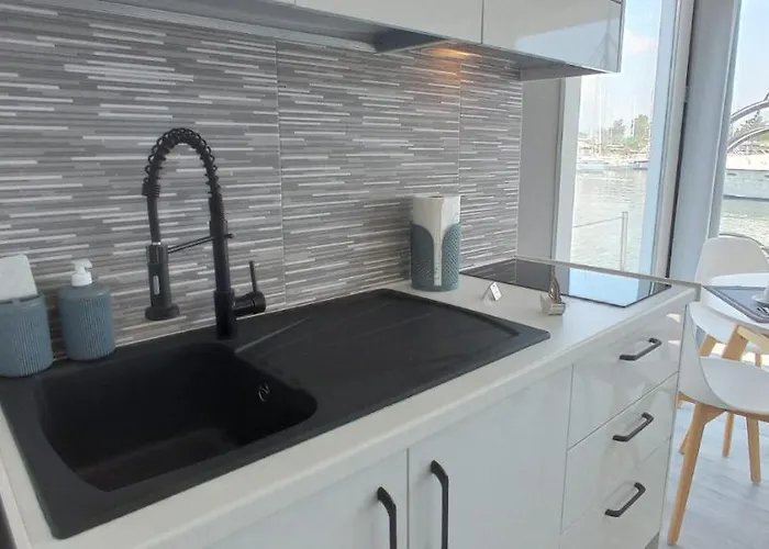 Marina Degli Estensi Floating